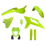 RACETECH KIT PLASTICHE 6 PEZZI (CON PARASTELI FACTORY E CORNICE PORTA FARO) RR BETA